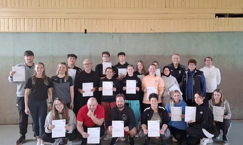 Gruppenbild ÜL-C Aufbaumodel erfolgreich abgeschlossen