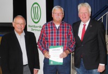 Verdienstnadel für Günter Kreuzer 2015