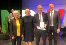 Ehrenplakette für Dieter Middel 2022