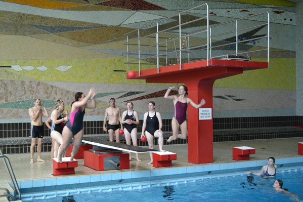 Turmspringen Rettungsschwimmerabzeichen